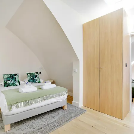 Apartmán A C 1br 2p - Saint-lazare Les Champs Elysee