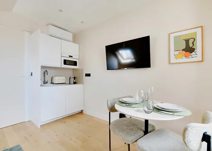 A C 1br 2p - Saint-lazare Les Champs Elysee Paris
