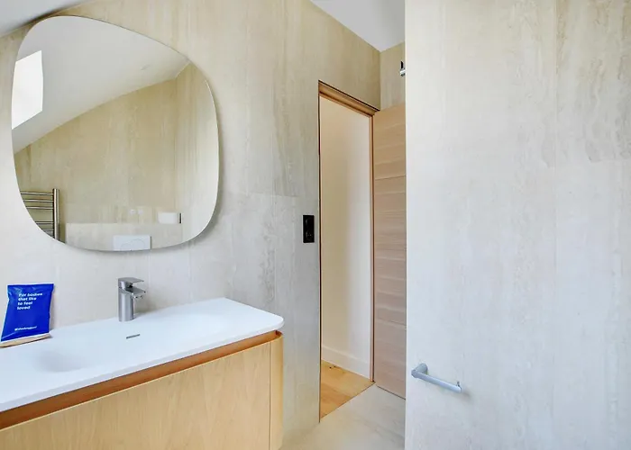 A C 1br 2p - Saint-lazare Les Champs Elysee * Paris